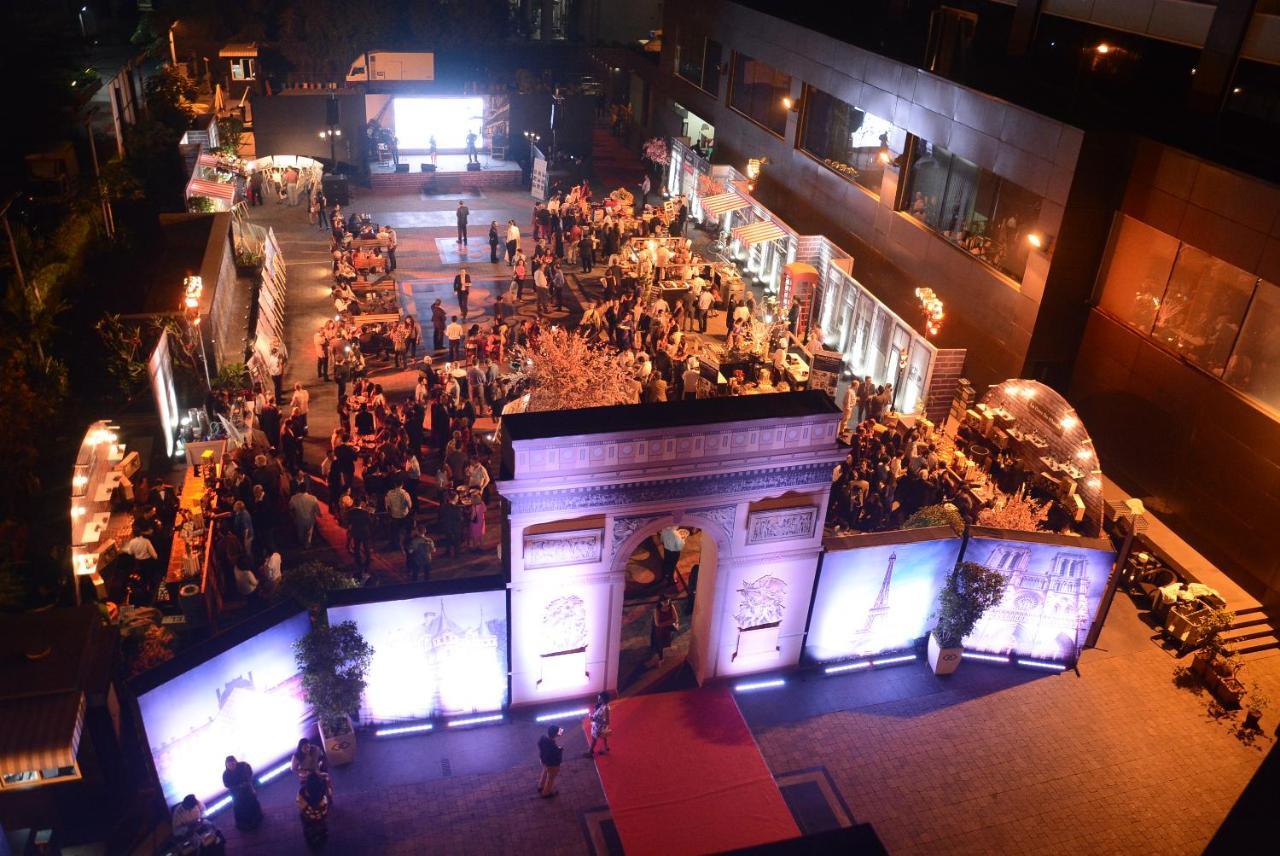 Sofitel Mumbai Bkc Ξενοδοχείο Εξωτερικό φωτογραφία The 2008 Cannes Film Festival