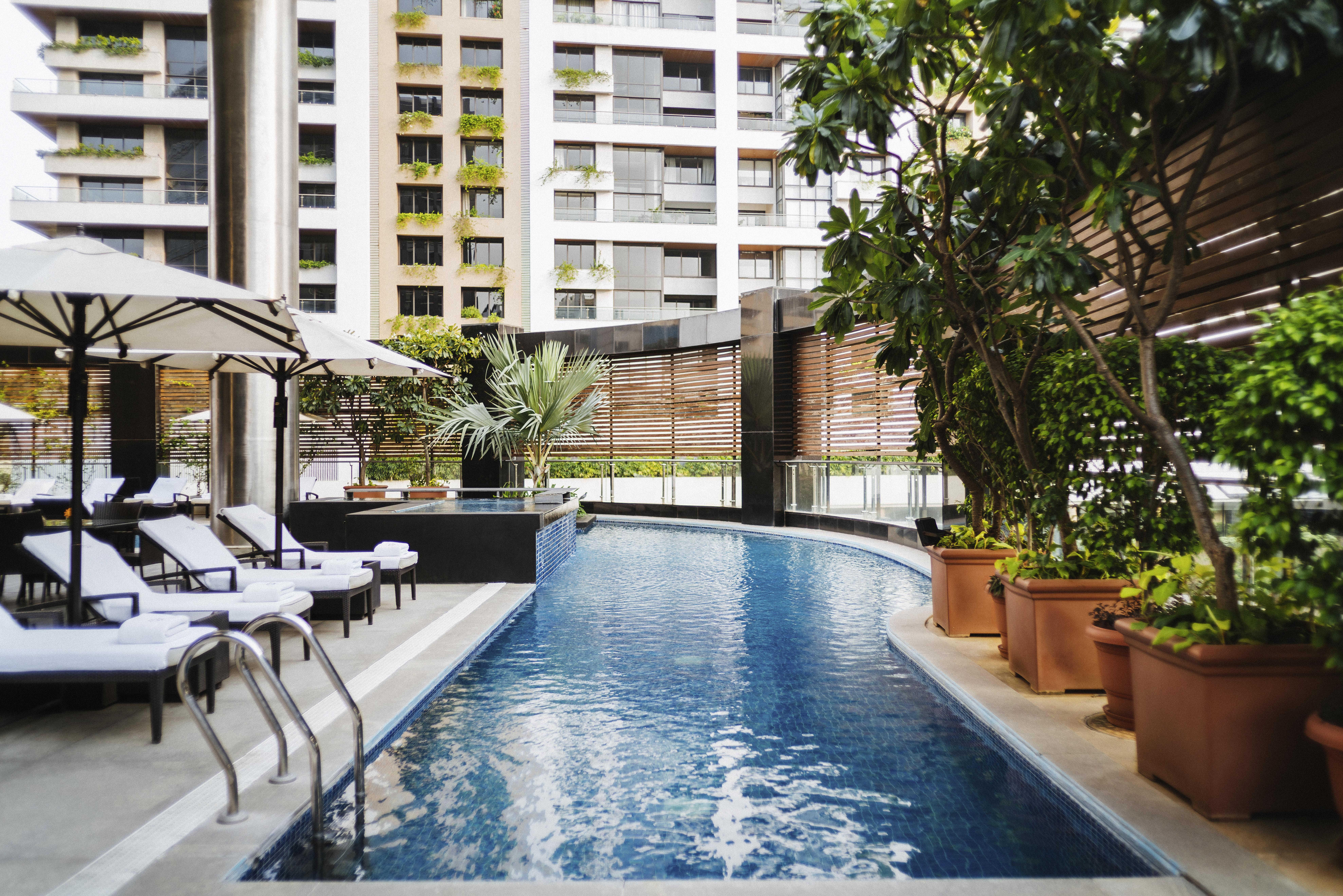 Sofitel Mumbai Bkc Ξενοδοχείο Εξωτερικό φωτογραφία The swimming pool at the hotel