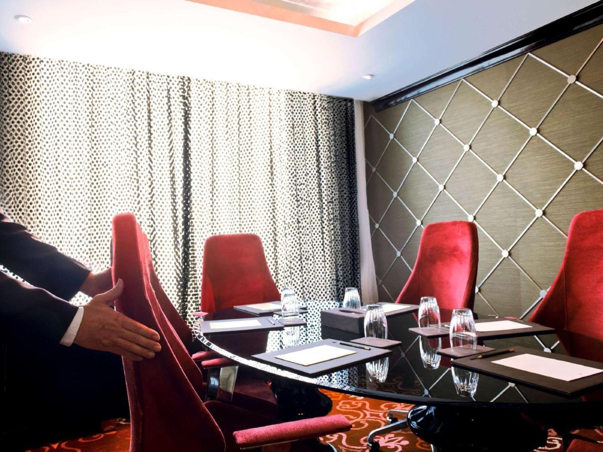 Sofitel Mumbai Bkc Ξενοδοχείο Εξωτερικό φωτογραφία